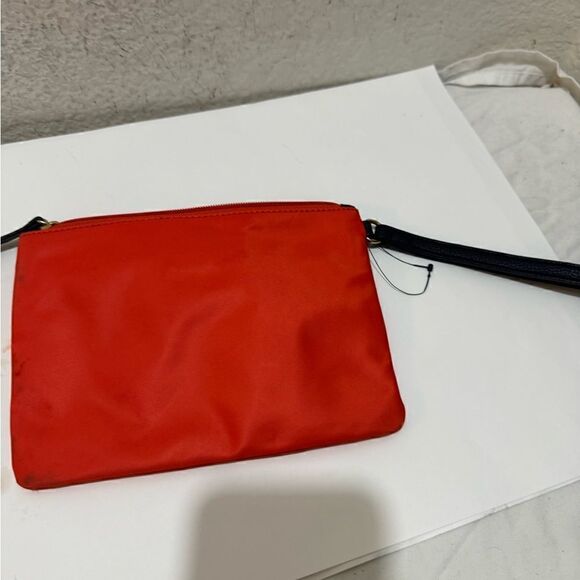 NWT Tommy Hilfiger: Red and Navy Blue Fabric Wristlet - Picture 4 of 7